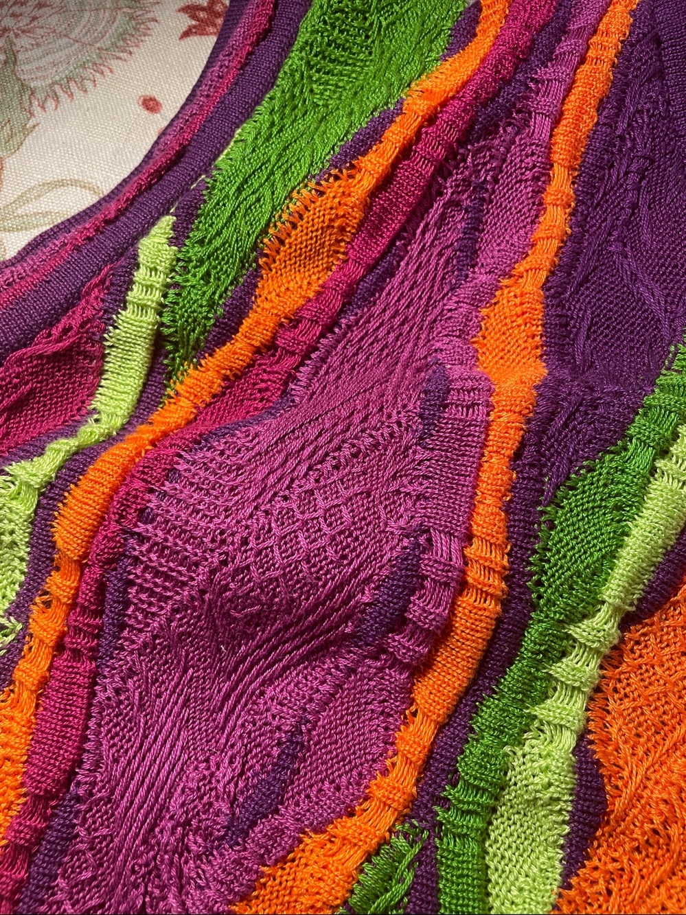 Coogi Australia Vintage Vibrant Color Palette Authentic Vest - Picture 12 of 13